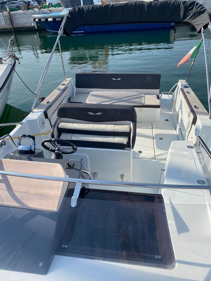 Beneteau Flyer 8.8 SUNdeck - 